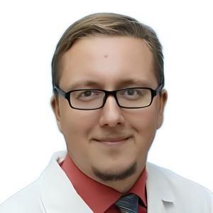 Заведующий отделением, врач травматолог-ортопед высшей категории, врач физической и реабилитационной медицины, кандидат медицинских наук, внештатный главный специалист департамента здравоохранения Администрации Владимирской области по детской травматологи Ганькин Игорь Александрович